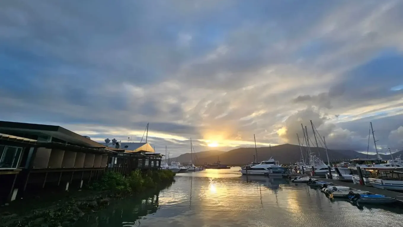 technologygadget | Summer In Cairns